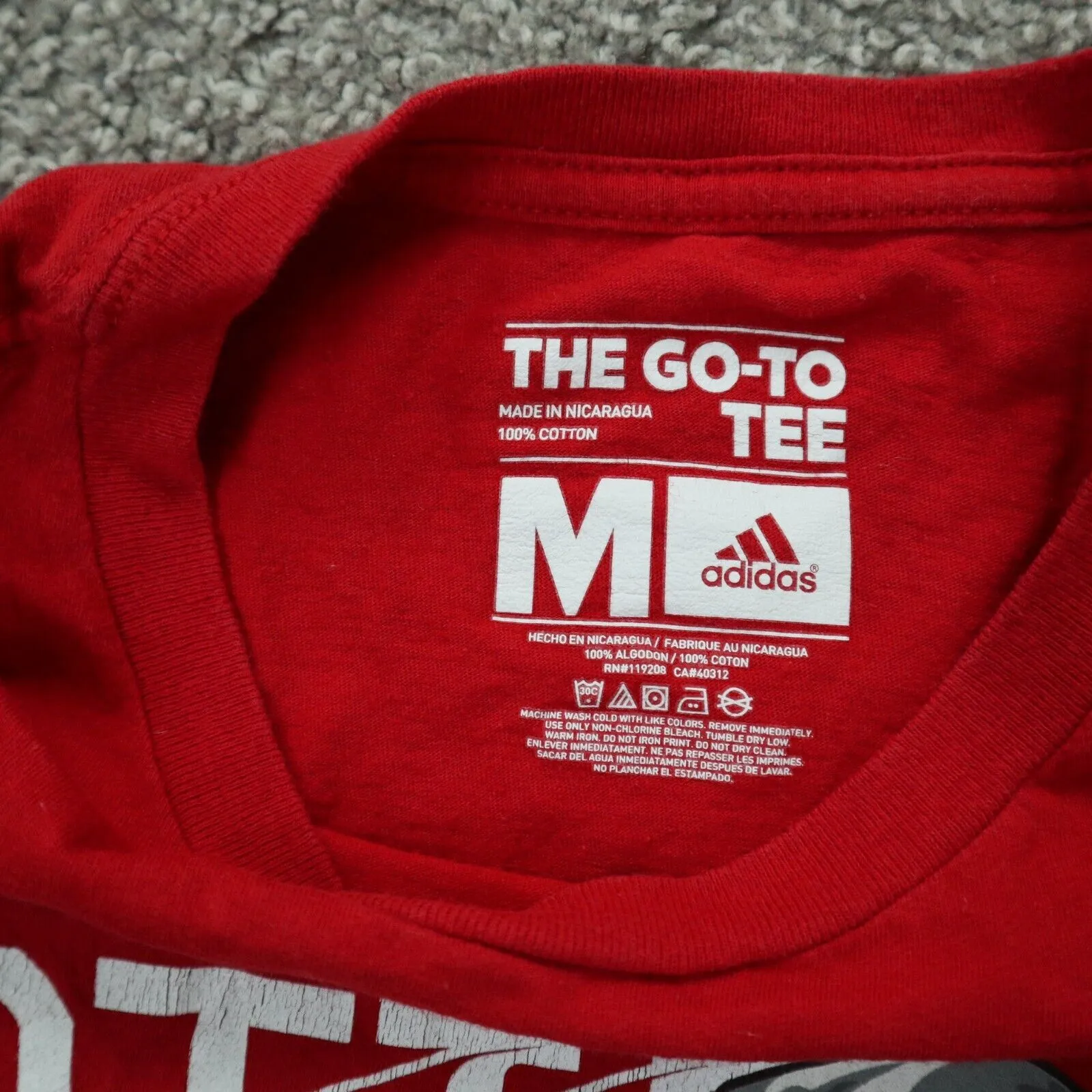 Adidas Men  Crew Neck T Shirt Graphic The Go To Tee 100% Cotton Red Size Medium