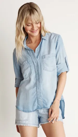 Bella Dahl Split Back Button Down Light Mist Wash