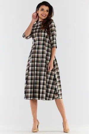 Chic Checkered Midi Daydress