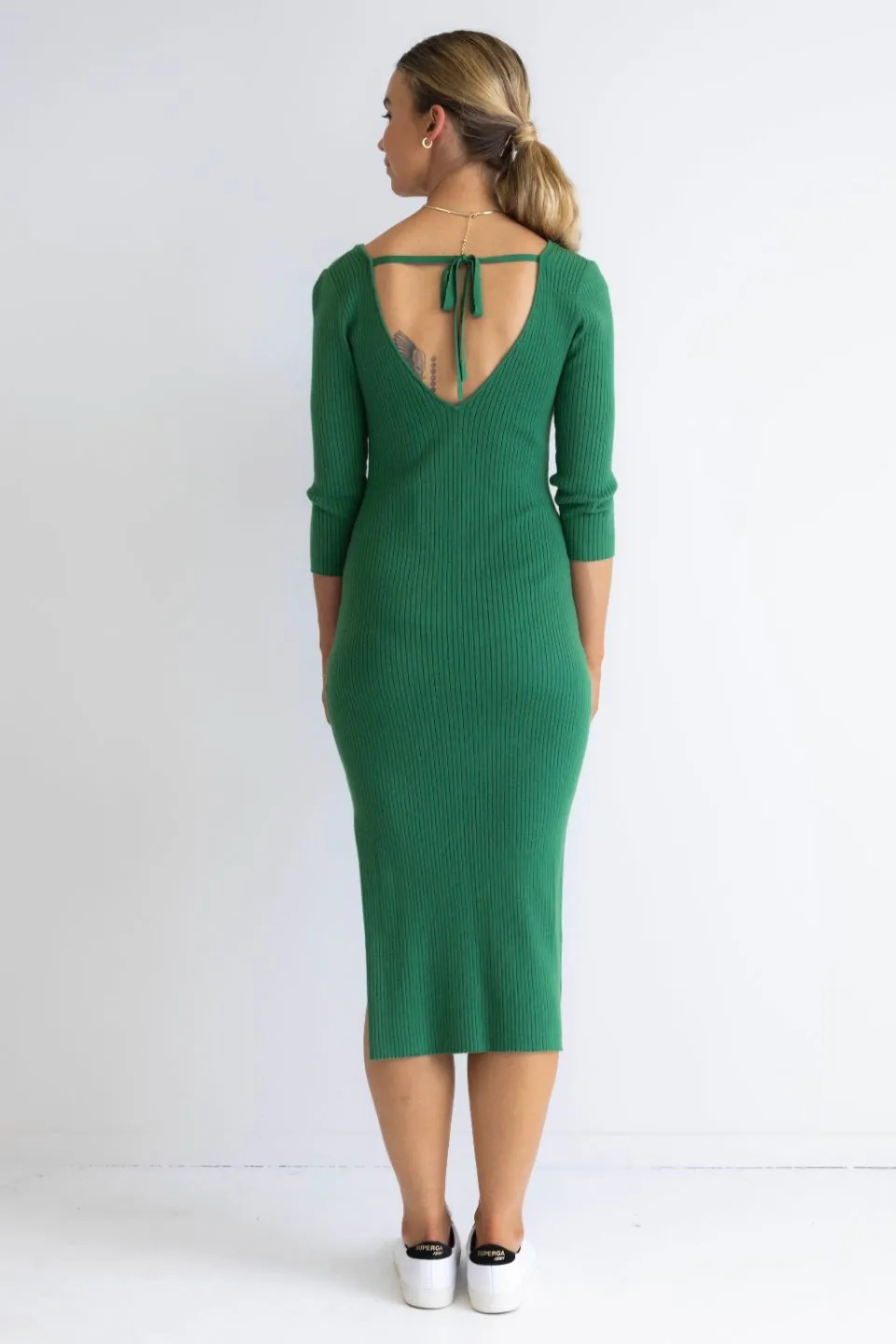 Equinox Kelly Green Half Sleeve V Neck Tie Back Rib Knit Midi Dress