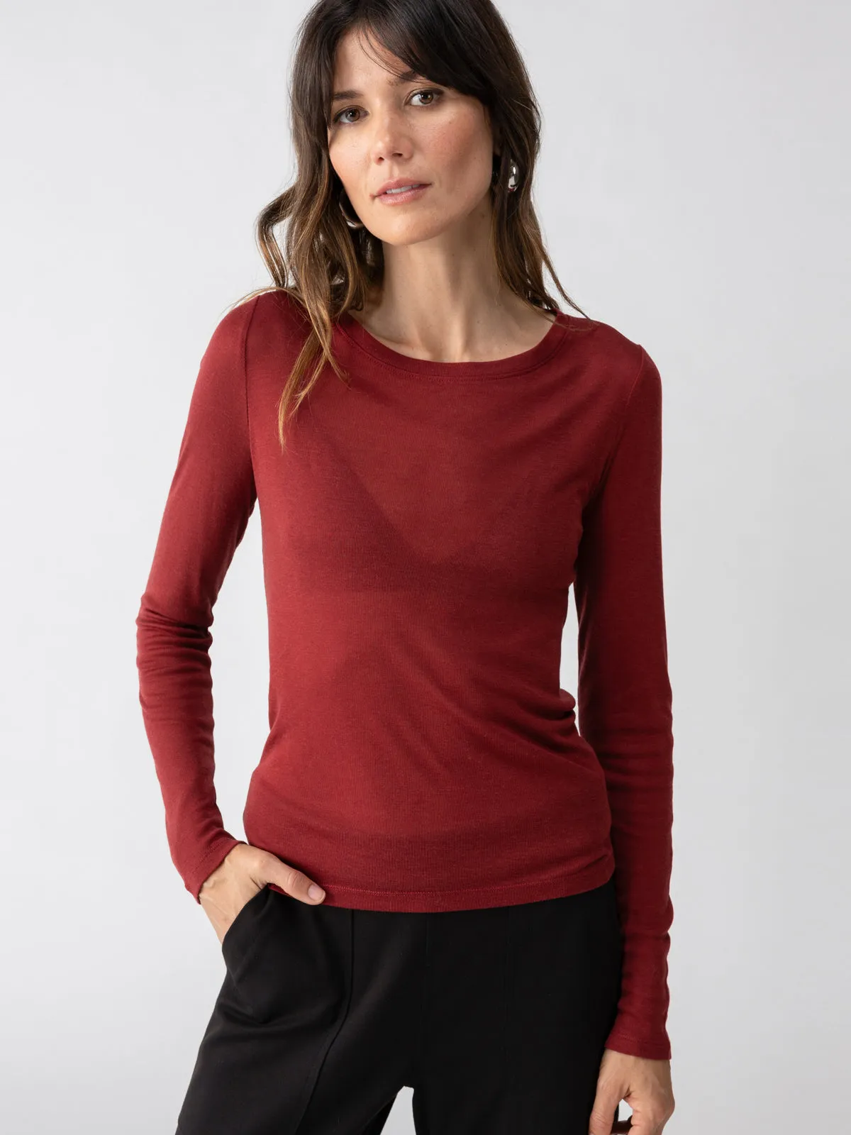 Femme Crew Tee Garnet