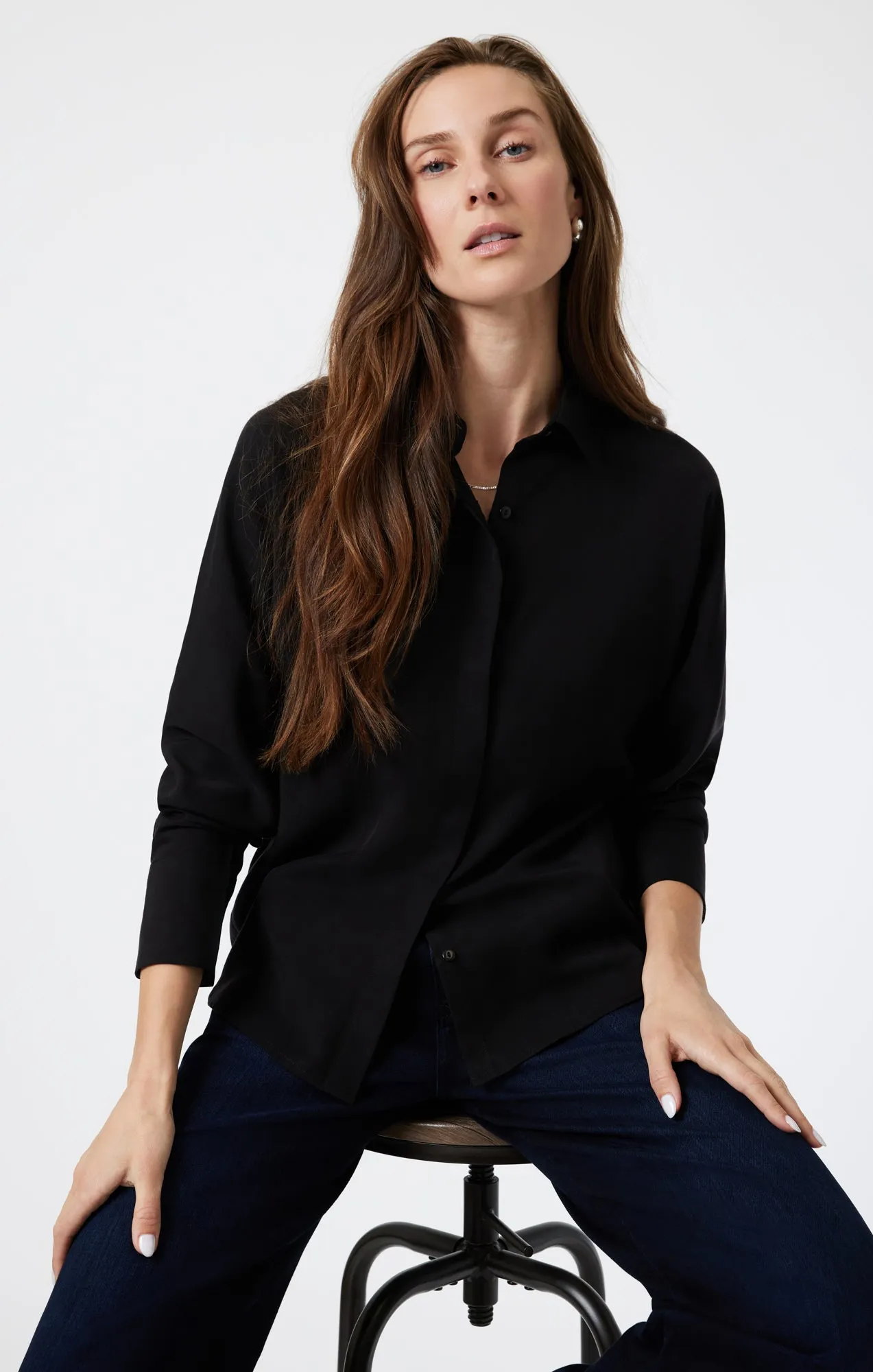 LONG SLEEVE TENCEL SHIRT IN BLACK