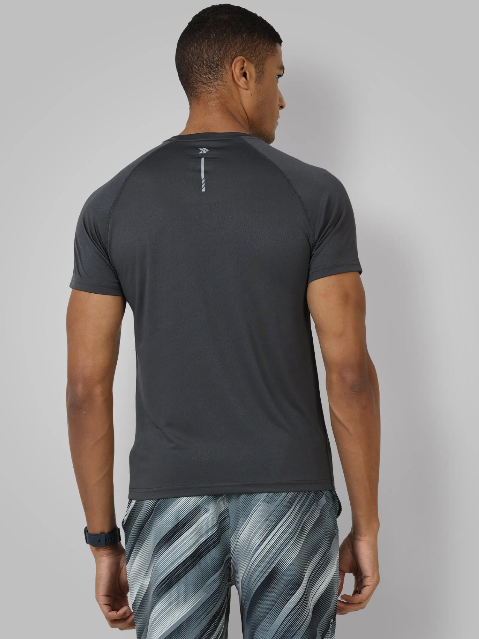 Men's Super Breathable Light weight Round neck T-shirt