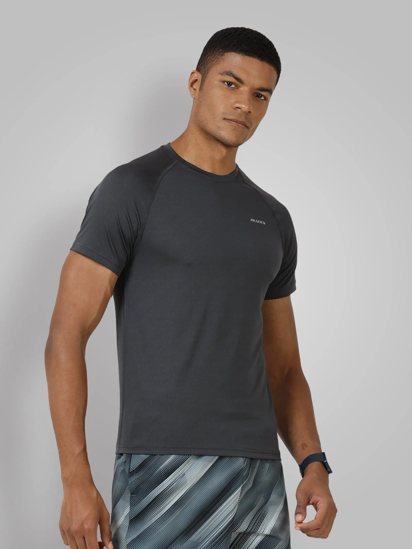 Men's Super Breathable Light weight Round neck T-shirt