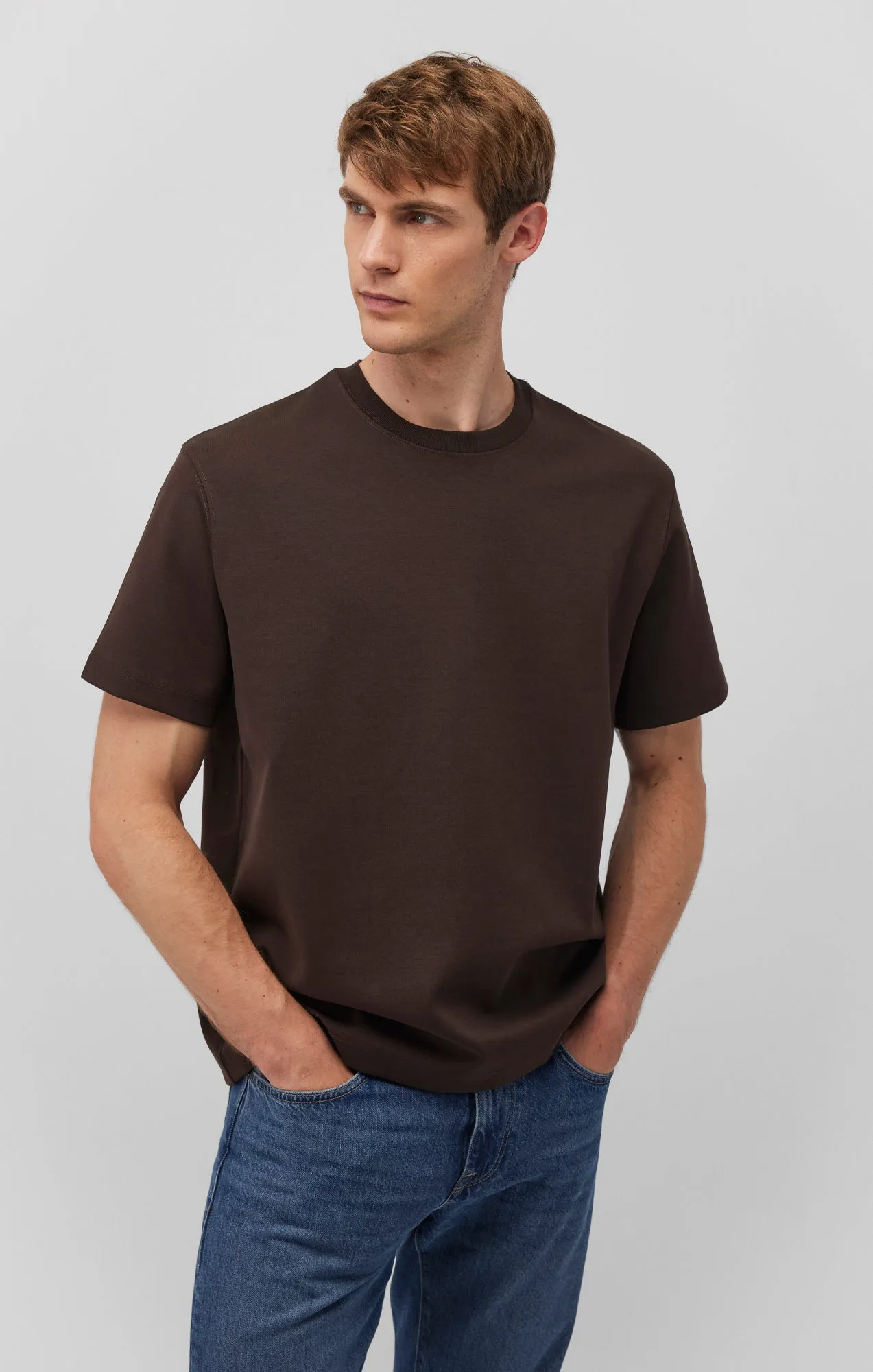 SHORT SLEEVE CREW NECK T-SHIRT IN CHOCOLATE TORTE