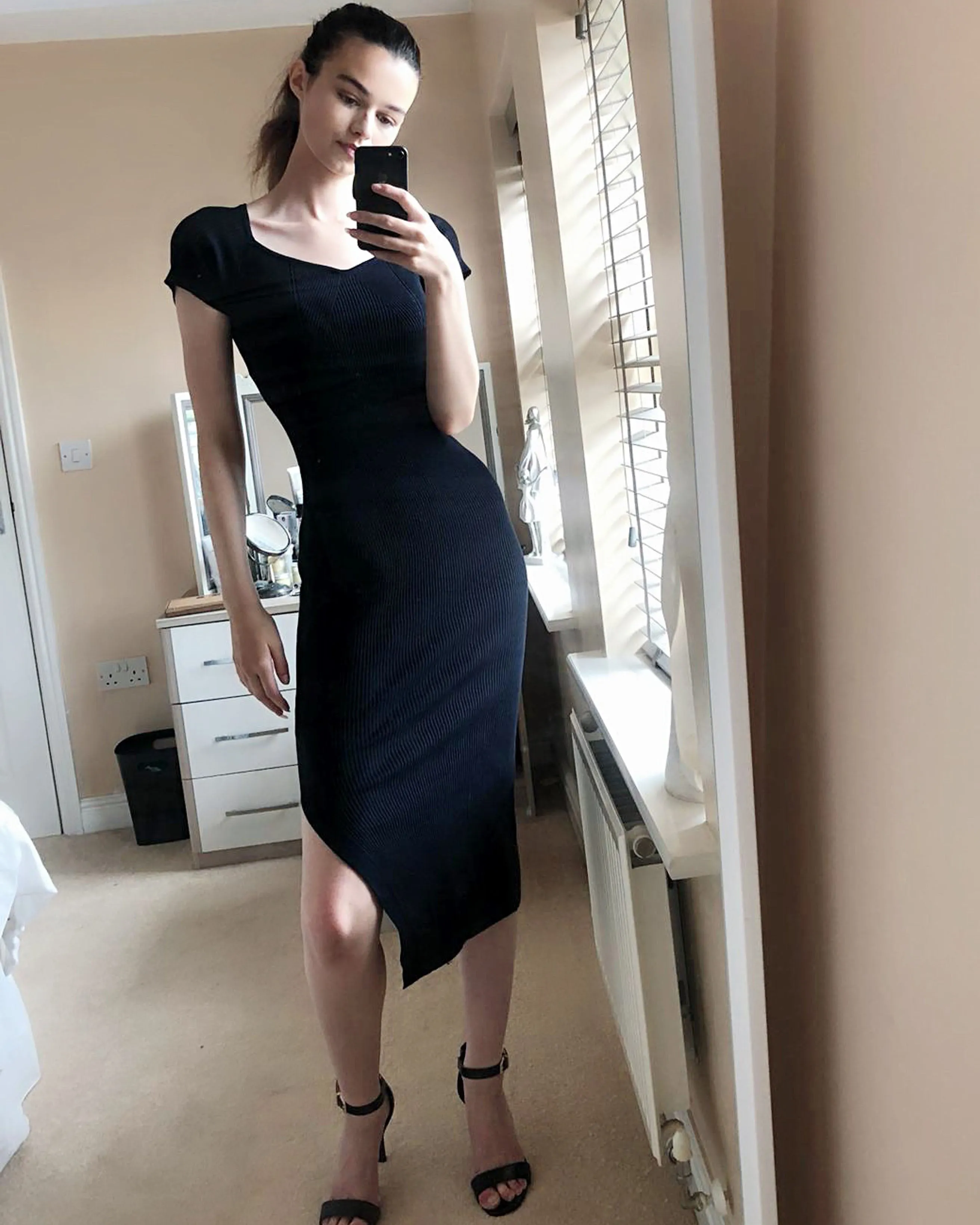 Short sleeves Ribbed Knit Bodycon Dress with Side Split in black