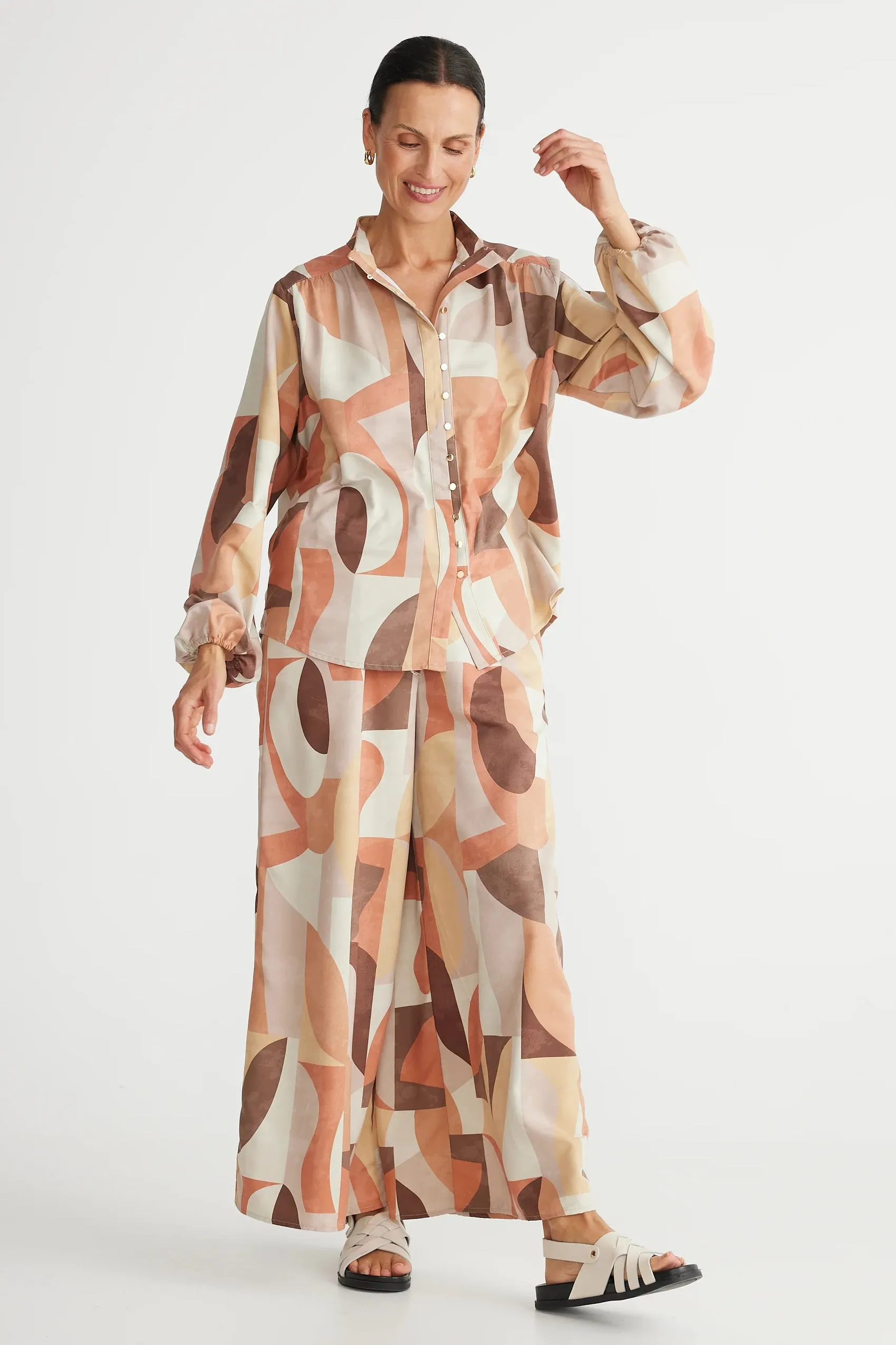 Sylvie Shirt in Earth Abstract