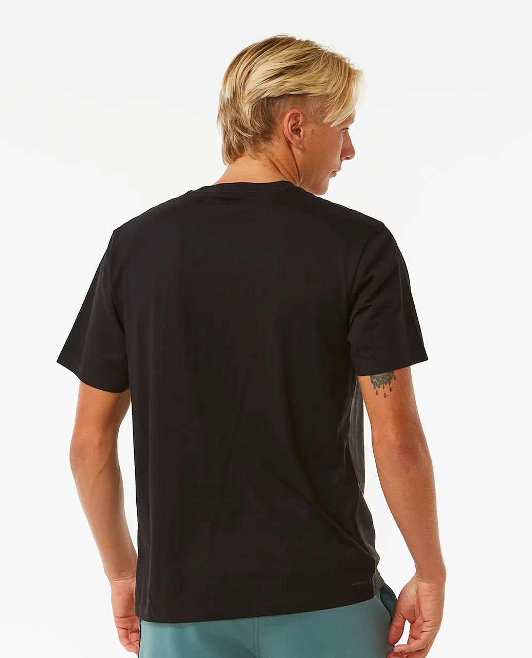 Vaporcool Medina Seacell T-Shirt in Black